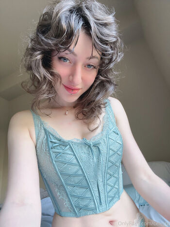 Full leaked Celeste private photo