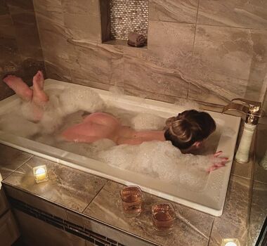 Full leaked Celestebellexo private photo