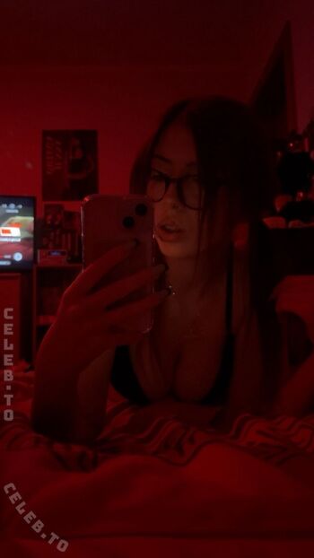 Full leaked Celiiimichelle private photo