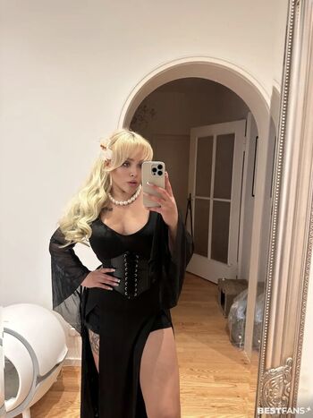 Full leaked Celina x  page private photo