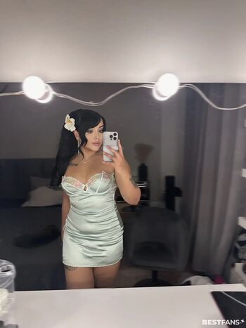 Celina_x31