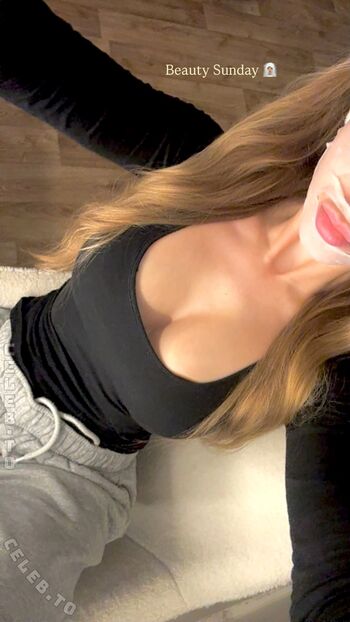 Full leaked Celinaxag private photo