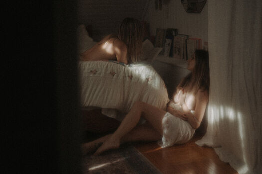 Full leaked Celine in frame private photo