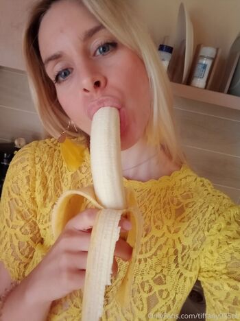 Full leaked Celinebbyx private photo