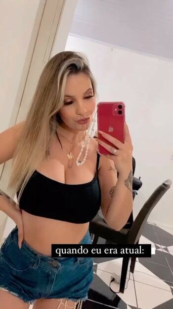 Full leaked Celle pinto private photo