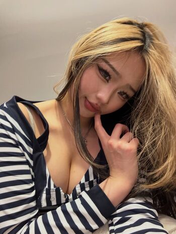 Full leaked Cellow page private photo