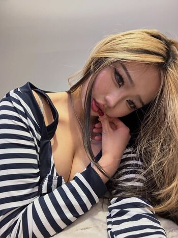 Full leaked Cellow page private photo