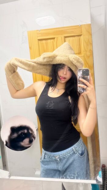 Full leaked Cellow page private photo