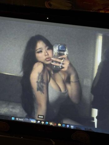 Full leaked Cellow page private photo