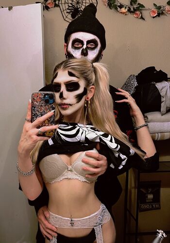 Full leaked Cemeteryfaerie private photo