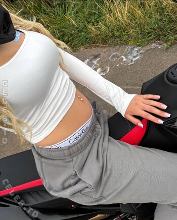 Full leaked Ceosberry private photo