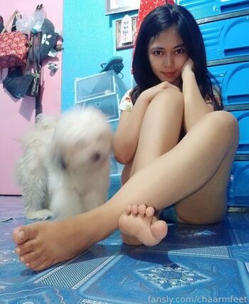 chaarmfeet