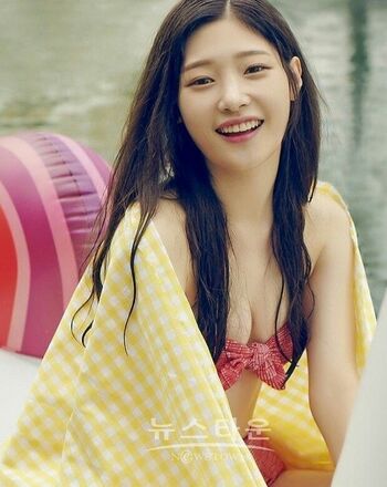 Full leaked Chae yeon private photo