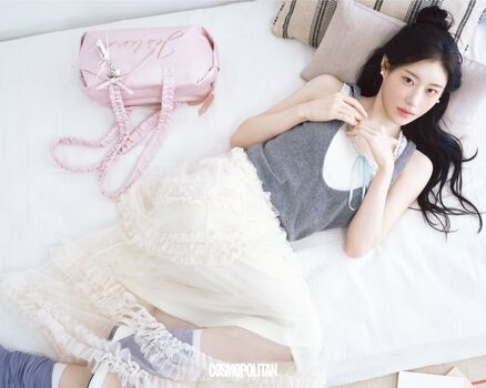 Full leaked Chaeryeong private photo