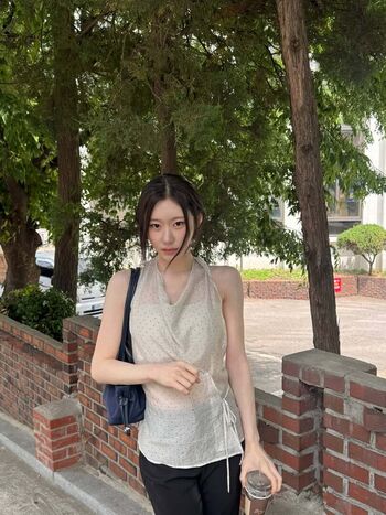 Full leaked Chaeryeong private photo