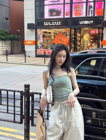 Full leaked Chaeryeong page private photo