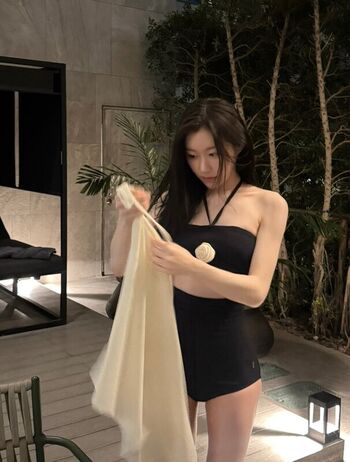 Full leaked Chaeryeong page private photo
