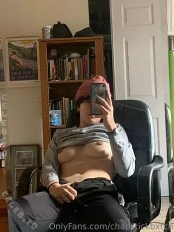 Full leaked Chapstickbxtch page private photo