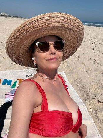 Full leaked Charisma carpenter private photo