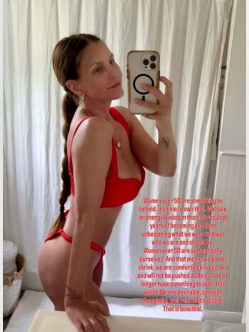 Full leaked Charisma carpenter private photo