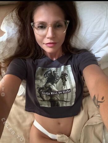 Full leaked Charisma carpenter private photo