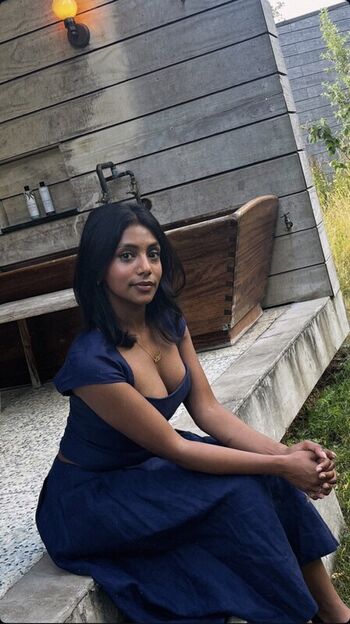 Full leaked Charithra chandran private photo