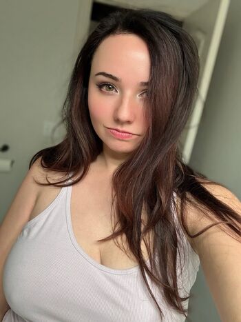 Full leaked Charleemanderz private photo