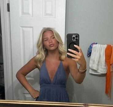 Full leaked Charleighrivers private photo