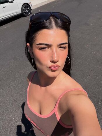 Full leaked Charli d amelio private photo