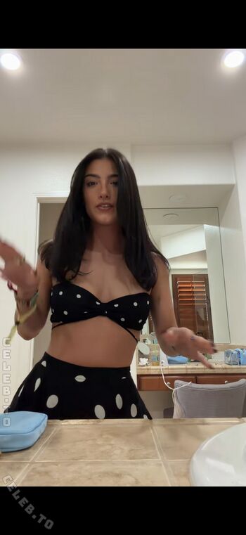 Full leaked Charli d amelio private photo