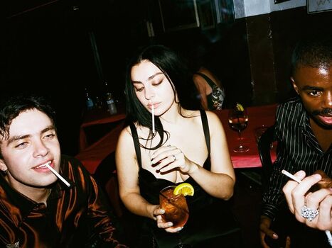 Full leaked Charli xcx private photo