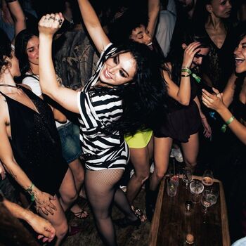 Full leaked Charli xcx private photo
