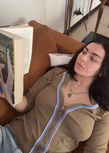 Full leaked Charli xcx private photo
