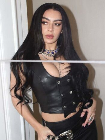 Full leaked Charli xcx page private photo