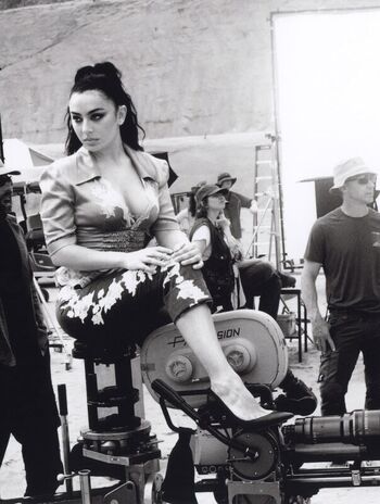 Full leaked Charli xcx private photo
