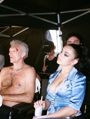 Full leaked Charli xcx private photo