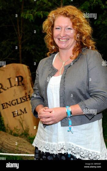 Full leaked Charlie dimmock private photo