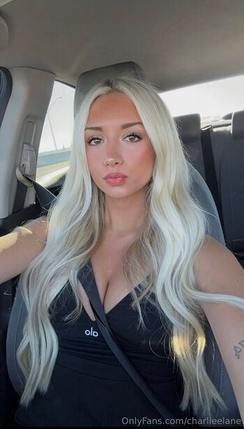 Full leaked Charlieelane private photo