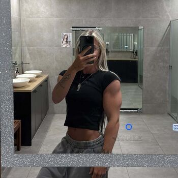 Full leaked Charlotte chant private photo