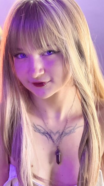 Full leaked Charlotte collins private photo