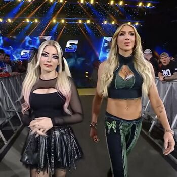 Charlotte Flair
