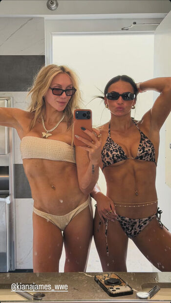 Charlotte Flair