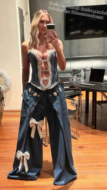 Full leaked Charlotte flair page private photo