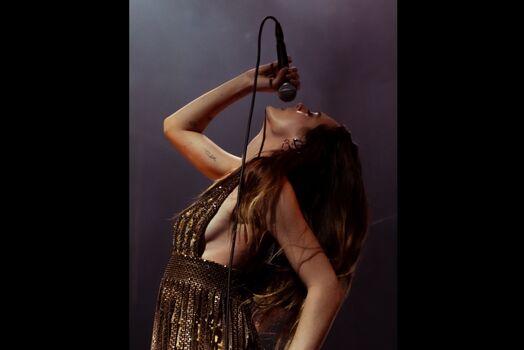 Full leaked Charlotte lawrence page private photo