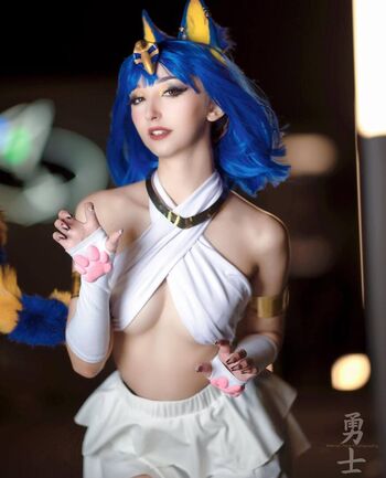 Charming_Kitsune