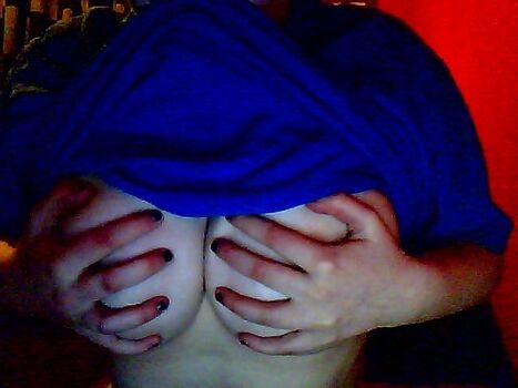 Full leaked Chbarli private photo