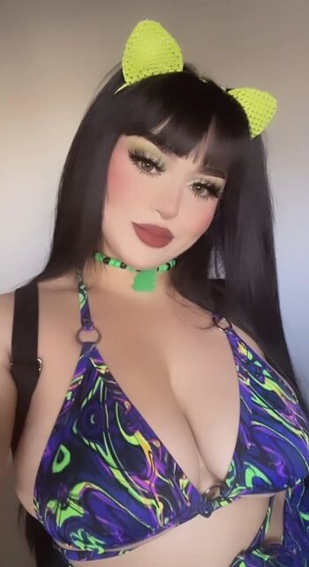 Full leaked Chelaxs private photo