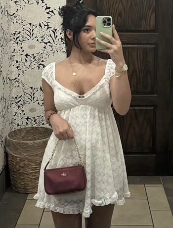 Full leaked Chellchee private photo
