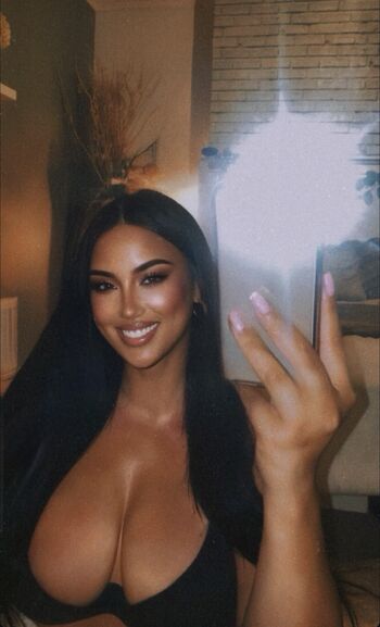 Full leaked Chelsea burch private photo