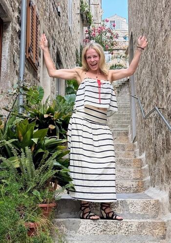 Full leaked Chelsea handler private photo